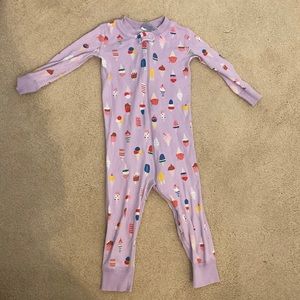 Hanna Andersson size 2 Ice cream zip PJs